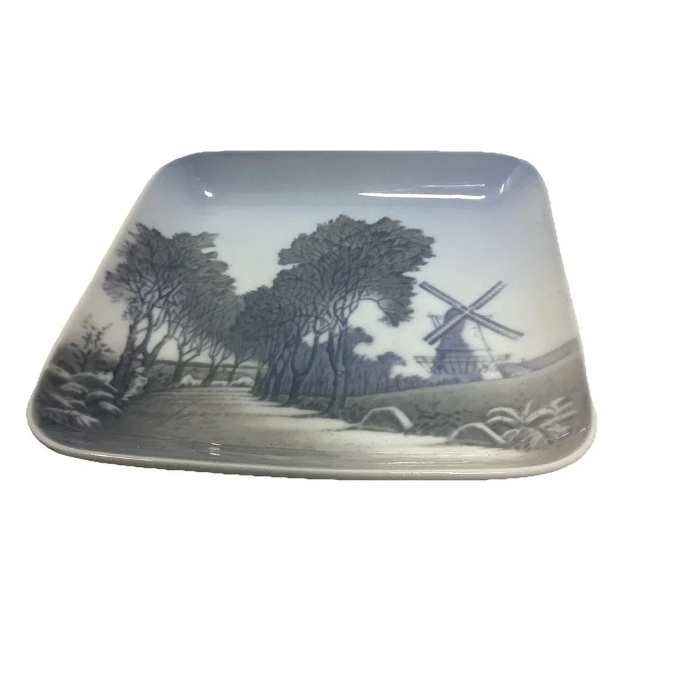 Bing and Grondahl Denmark Small Trinket Square Plate 586/455 Windmill 4